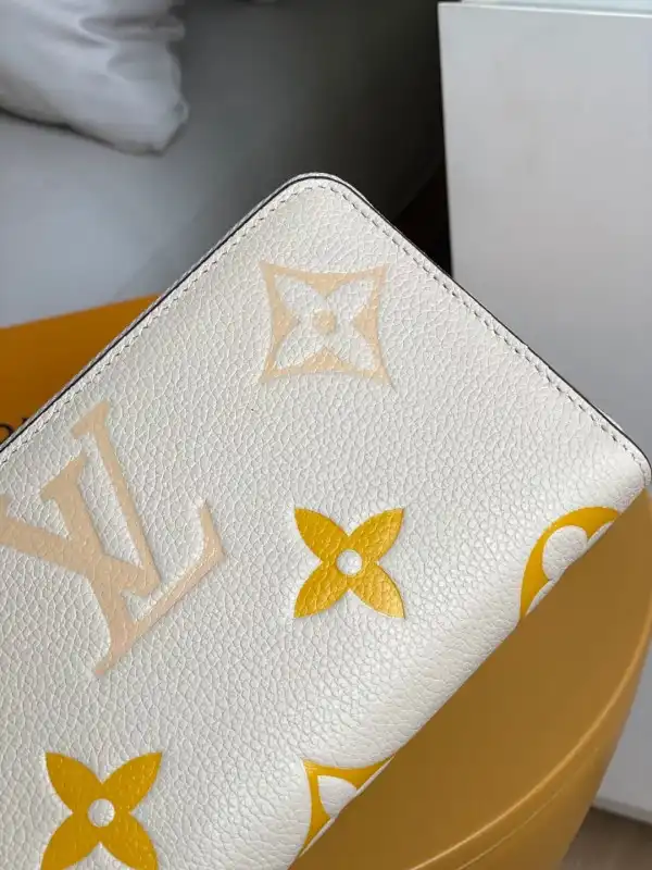 Aaa replica ru LOUIS VUITTON ZIPPY WALLET