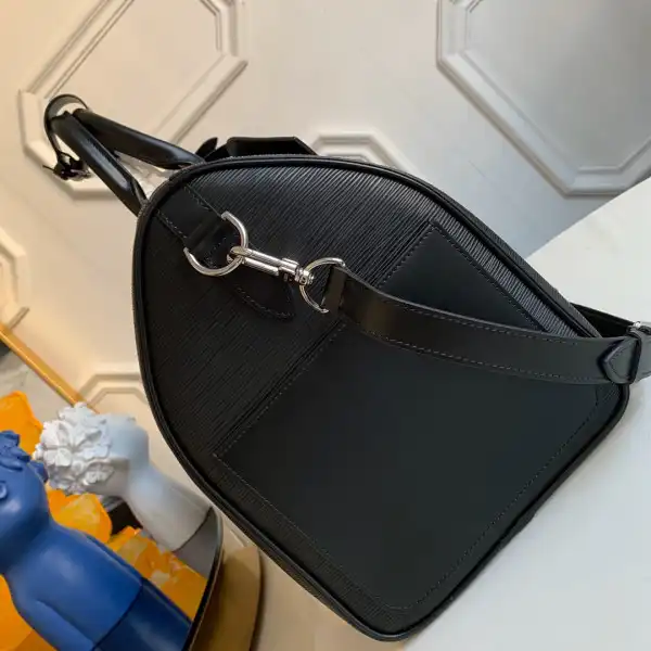 Frstbag ru LOUIS VUITTON KEEPALL BANDOULIÈRE 45