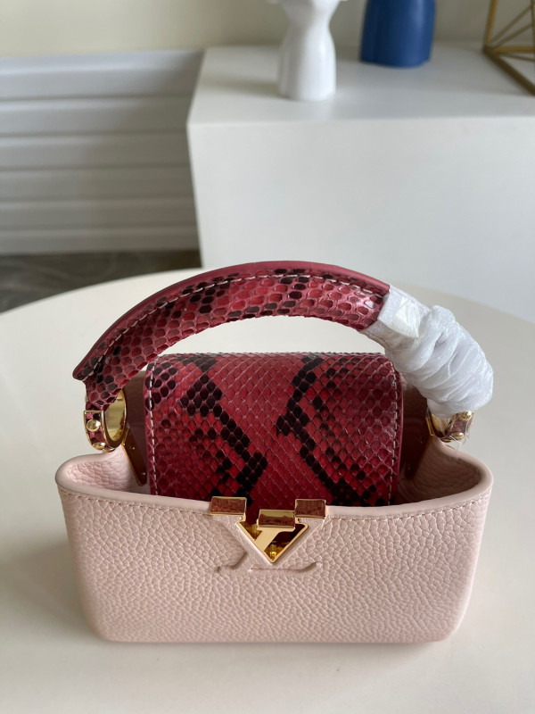 HOT SALE LOUIS VUITTON CAPUCINES MINI