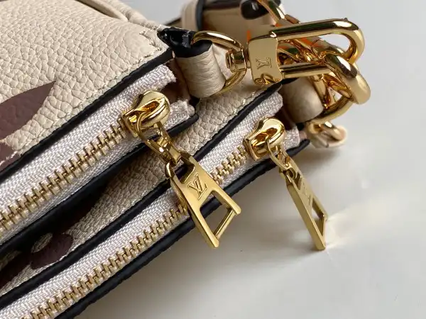 LOUIS VUITTON MULTI POCHETTE ACCESSOIRES