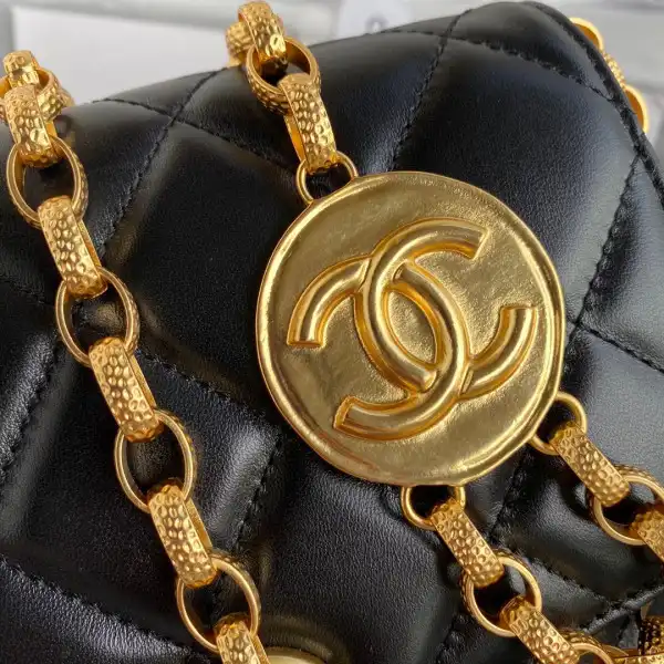 CHANEL SMALL FLAP BAG