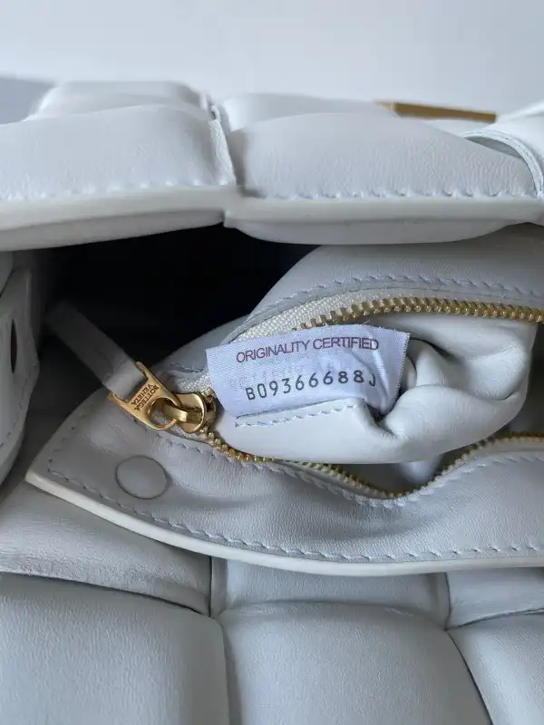 Bagsoffer BOTTEGA VENETA CASSETTE