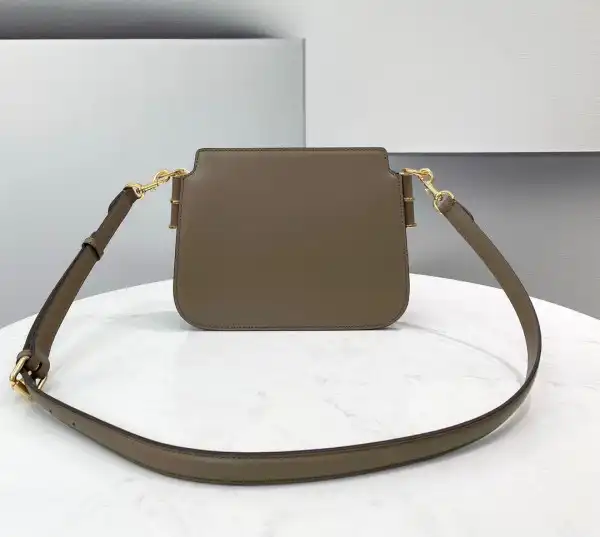 Bagsoffer FENDI TOUCH