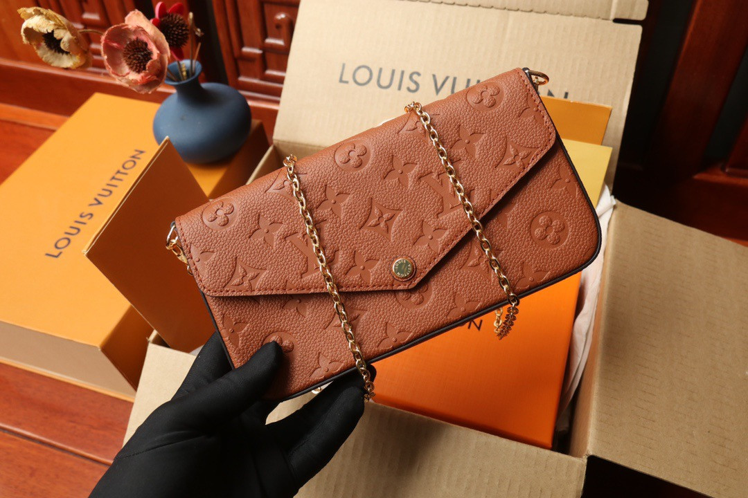 HOT SALE LOUIS VUITTON POCHETTE FÉLICIE