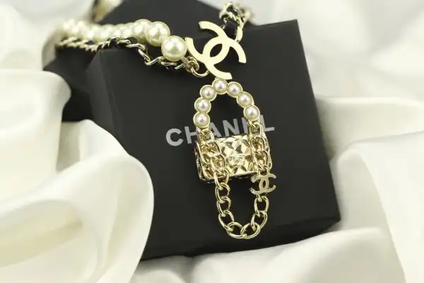 Yupoo bagsoffer CL NECKLACE