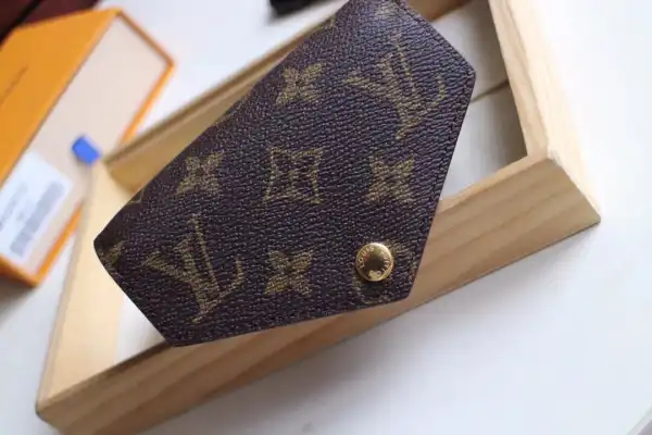 Affordable LOUIS VUITTON VICTORINE WALLET