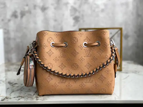 Frstbag ru LOUIS VUITTON BELLA