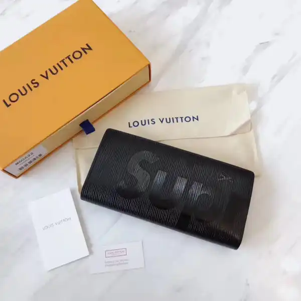 Aaa replica ru Louis Vuitton Supreme wallet