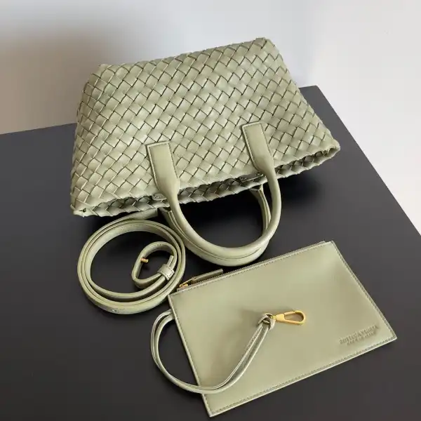 Bagsoffer yupoo BOTTEGA VENETA MINI CABAT