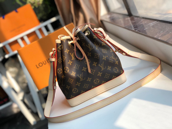 HOT SALE LOUIS VUITTON NOE BB