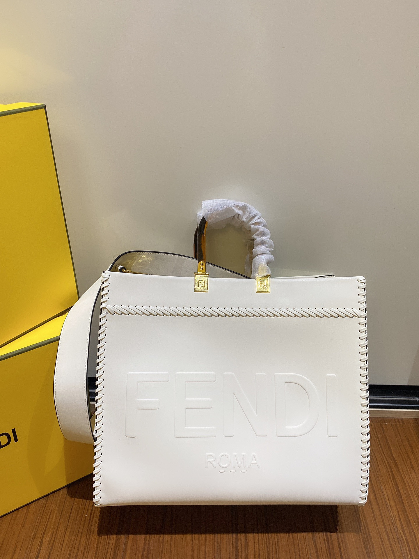 HOT SALE Fendi Sunshine Medium-35*17*31cm