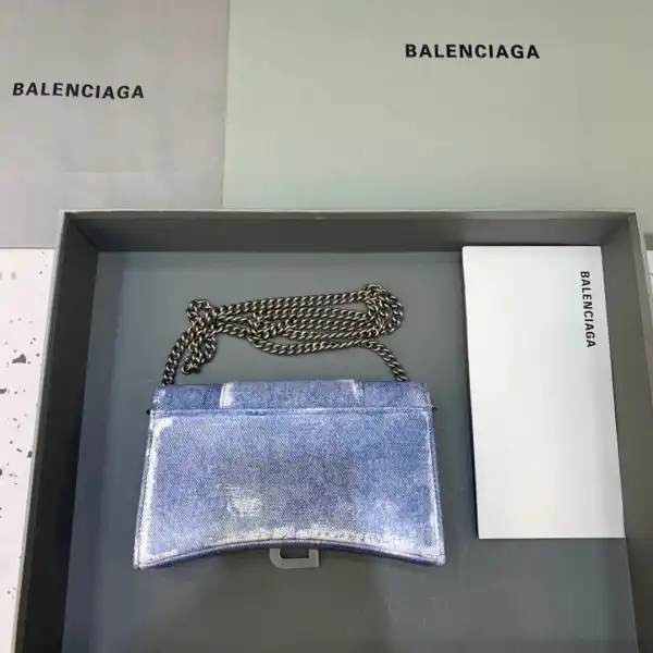 First Bag Ru BALENCIAGA HOURGLASS WALLET ON CHAIN