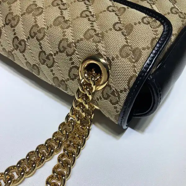 GUCCI GG Marmont small shoulder bag