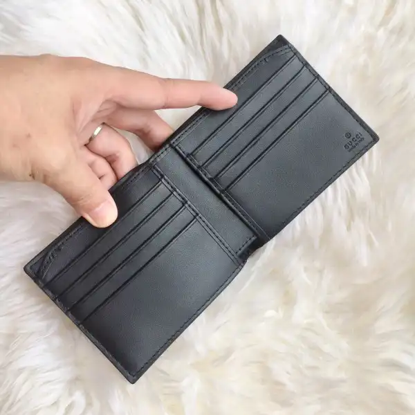 GUCCI WALLET