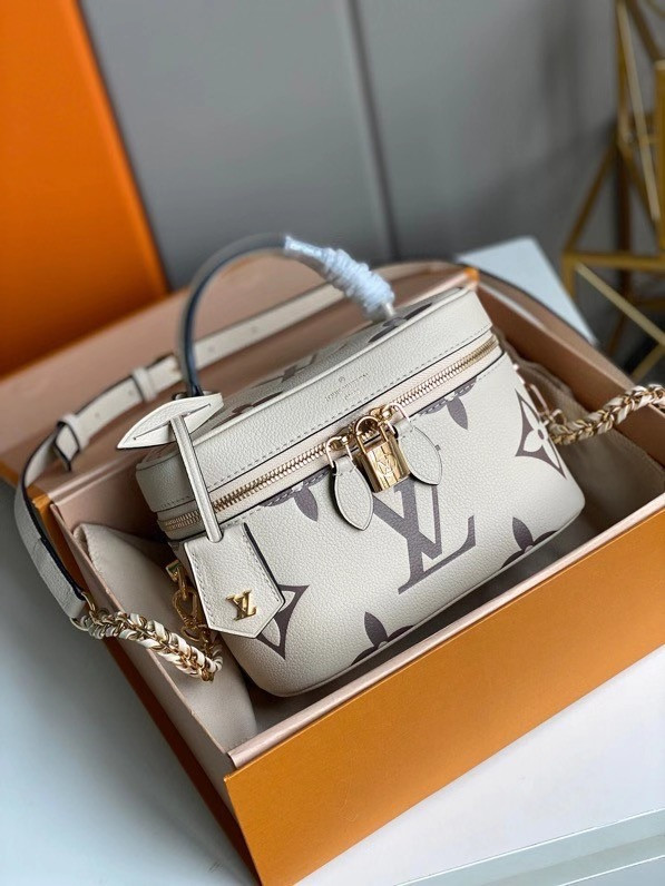 [FREE SHIPPING] LOUIS VUITTON VANITY PM