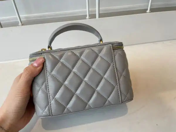 Frstbag ru CHANEL VANITY CASE