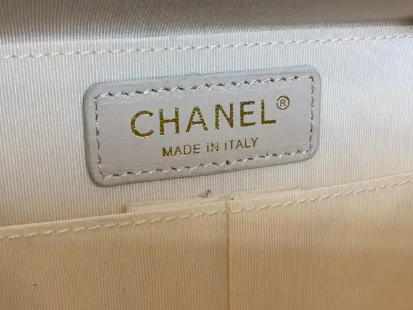 CHANEL VANITY CASE