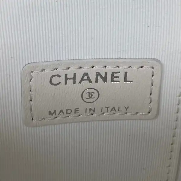 CHANEL VANITY CASE