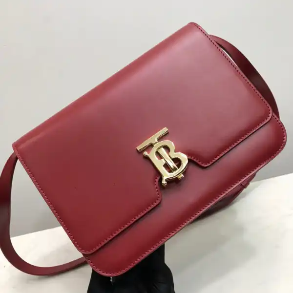 TO BURBERRY Medium TB Bag