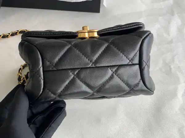 CHANEL FLAP BAG