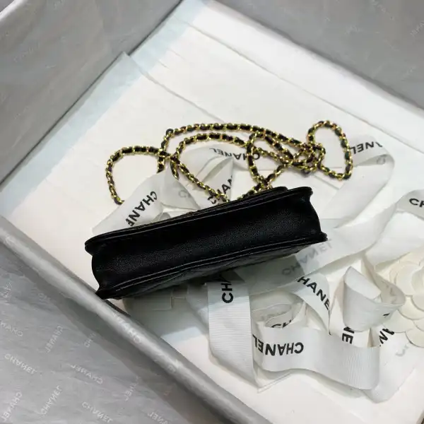 CHANEL CHANELUTCH WITH CHAIN