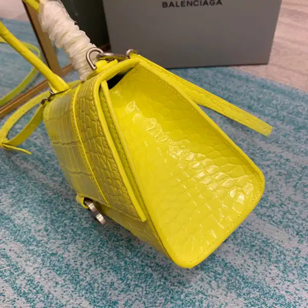 Bagsoffer BALENCIAGA HOURGLASS