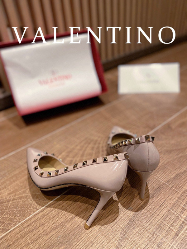 [FREE SHIPPING] VALENTINO ROCKSTUD HIGH HEELS