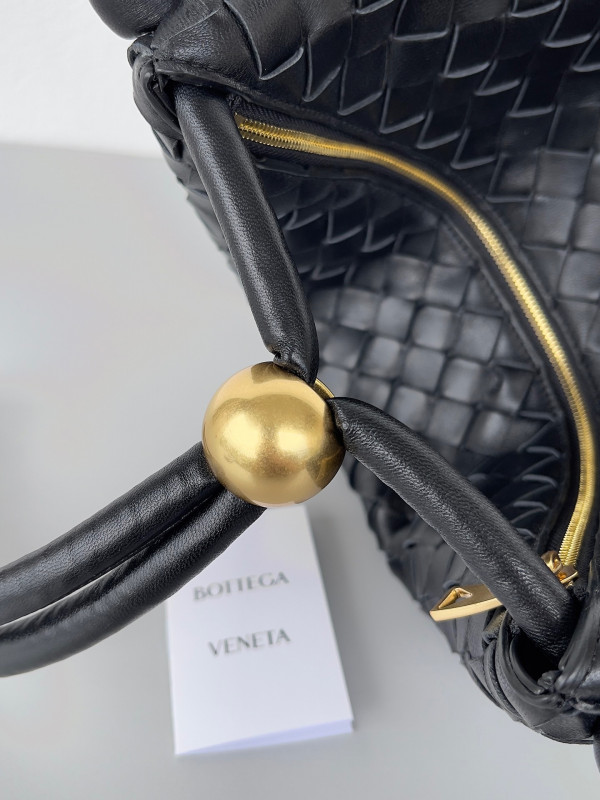 HOT SALE BOTTEGA VENETA Turn