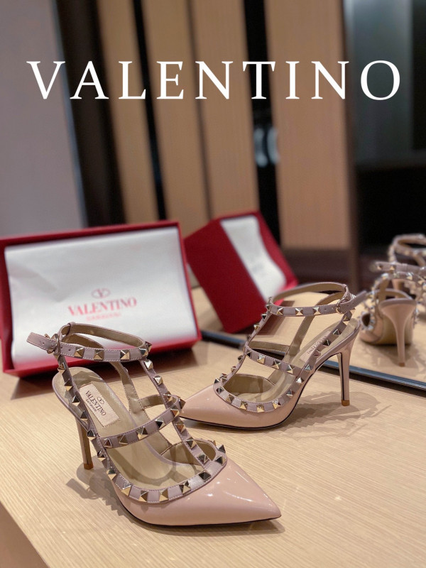 VALENTINO ROCKSTUD SANDAL