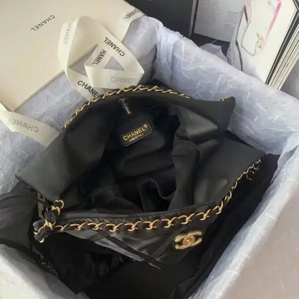 CHANEL TOTE BAG