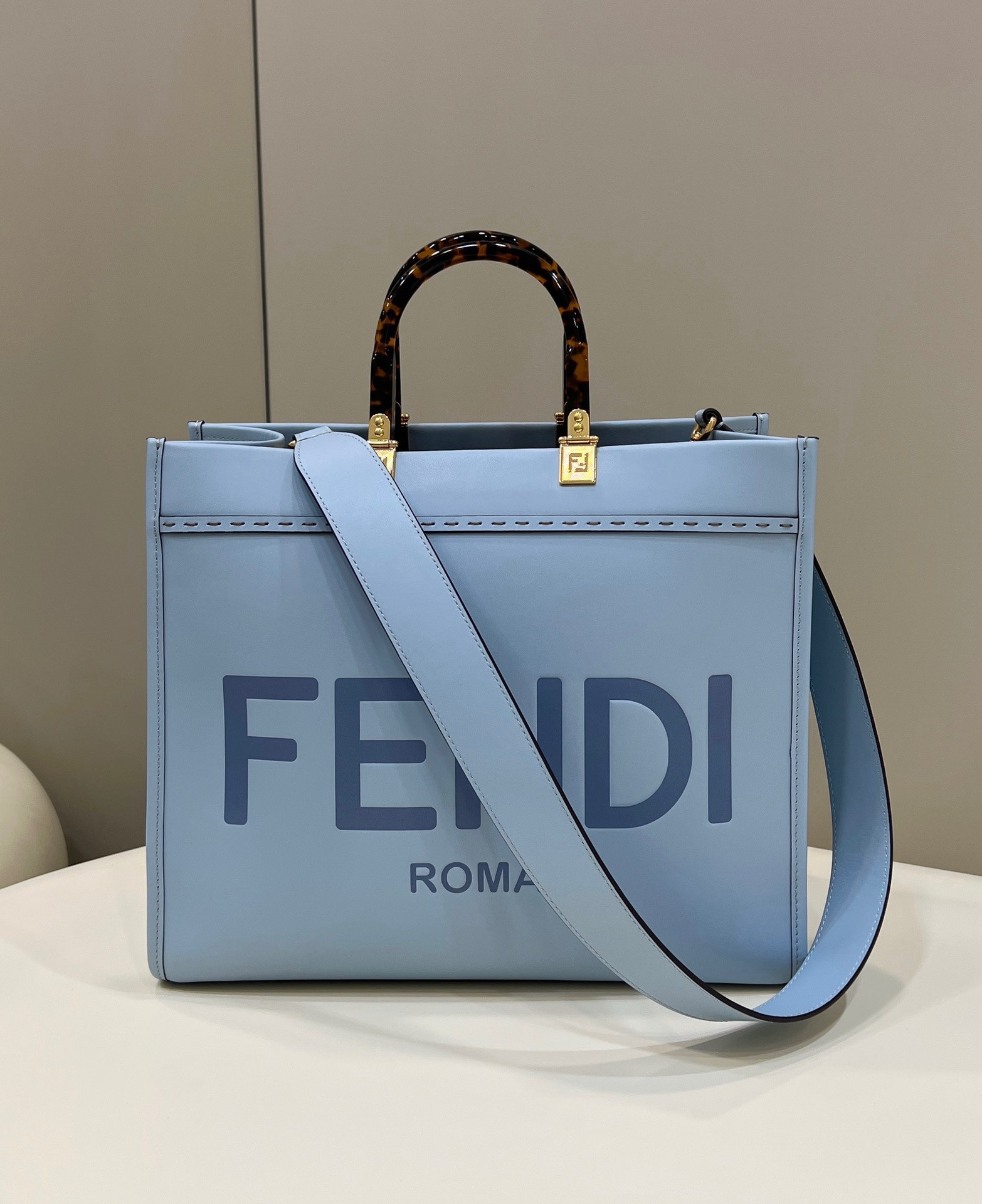 HOT SALE Fendi Sunshine Medium-35*17*31cm