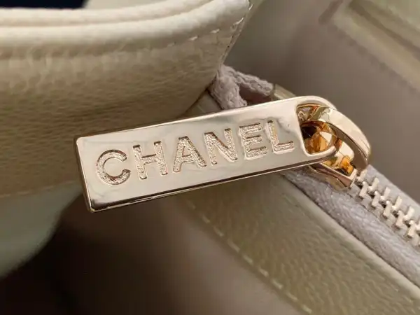 CHANEL TOTE BAG