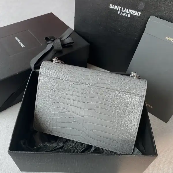 YSL SUNSET MEDIUM