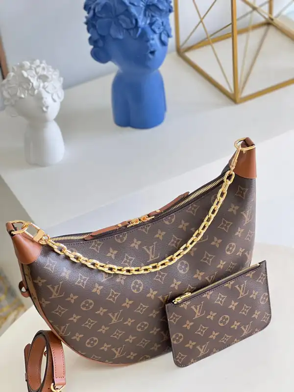 LOUIS VUITTON LOOP HOBO