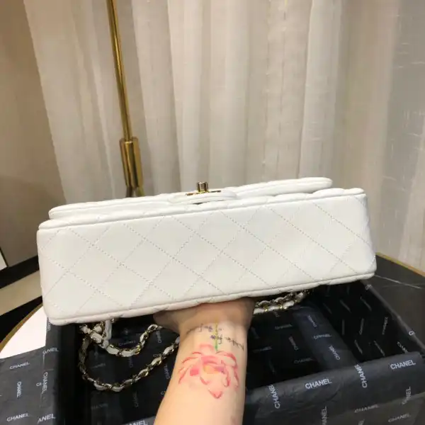 CHANEL FLAP BAG LAMBSKIN