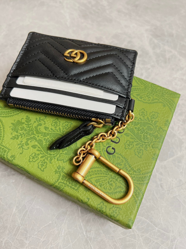 HOT SALE Gucci GG Marmont keychain wallet