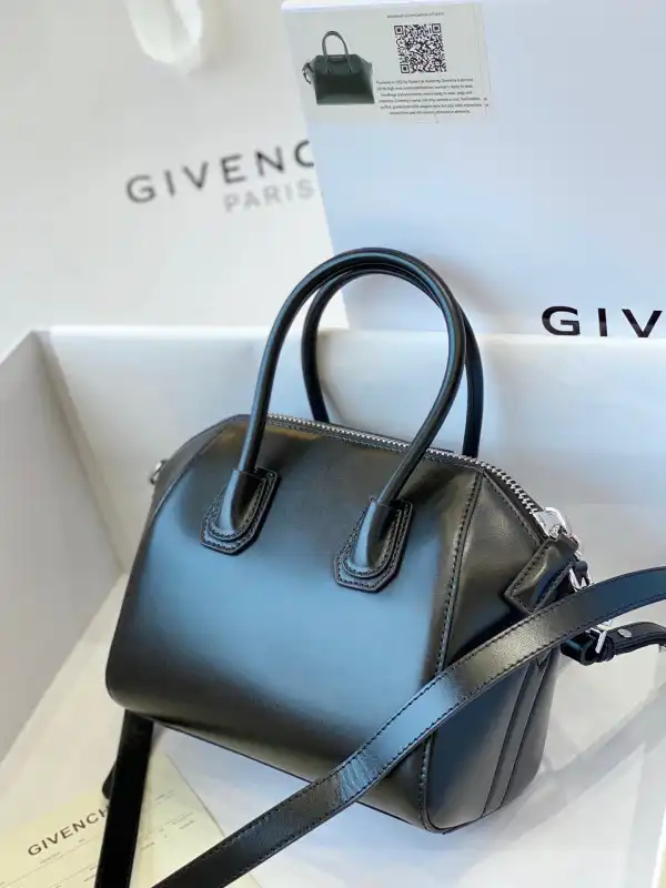 GIENVCHY ANTIGONA MINI SMALL MEDIUM IN SMOOTH LEATHER