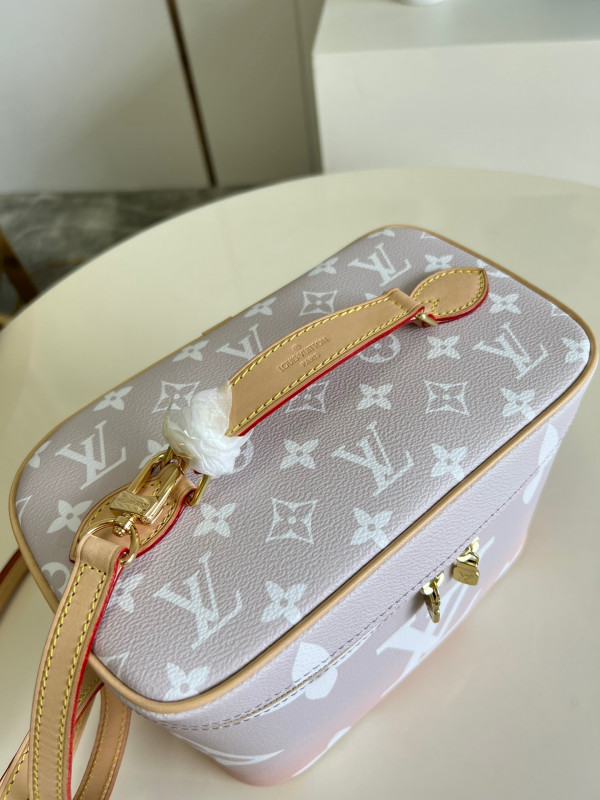 HOT SALE LOUIS VUITTON TOILETRY BAG