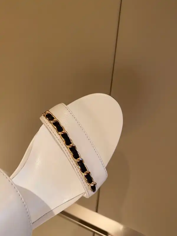 CHANEL SANDAL