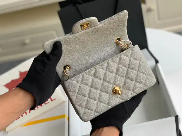 CHANEL FLAP BAG 20CM