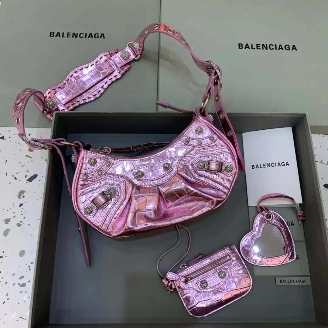 First bag ru BALENCIAGA WOMEN'S LE CAGOLE XS SHOULDER BAG