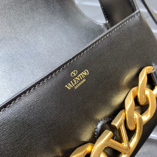 HOT SALE VALENTINO VLOGO CHAIN SMALL CALFSKIN SHOULDER BAG