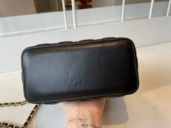 First Bag Ru CHANEL VANITY CASE