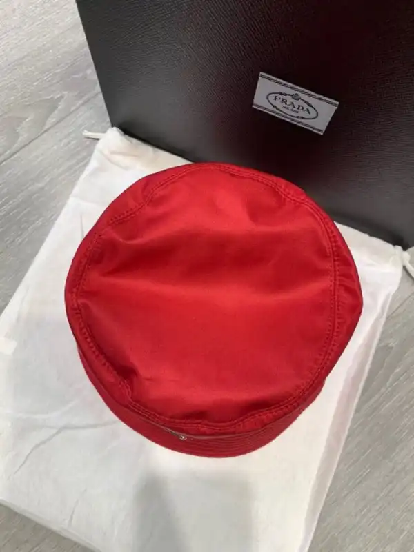 Yupoo bagsoffer PRADA Nylon Bucket Hat