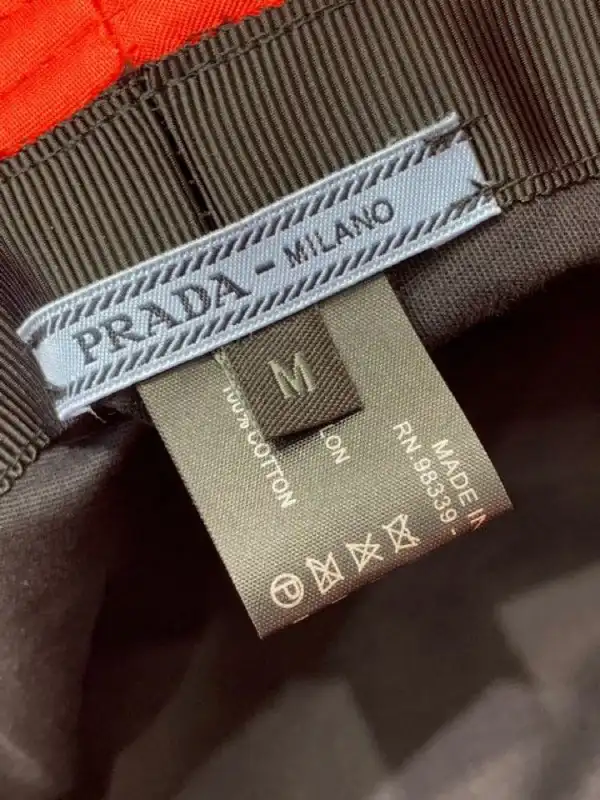 First bag ru PRADA Nylon Bucket Hat