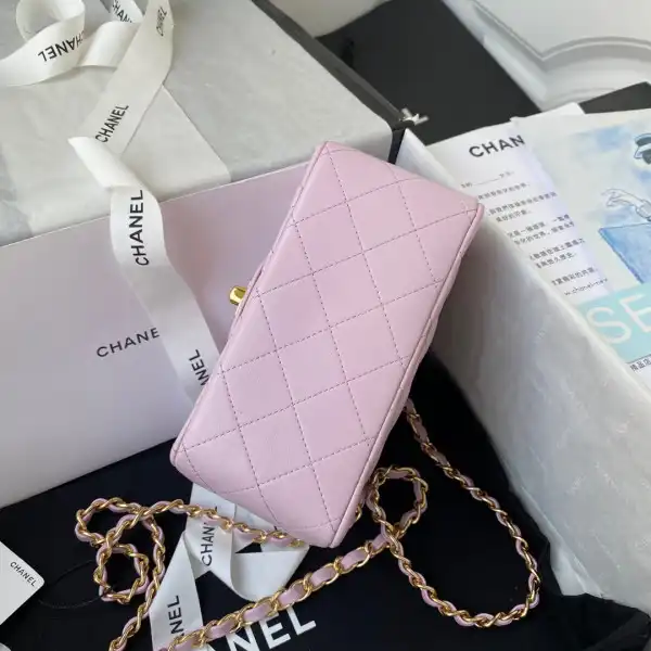 CHANEL FLAP BAG 17CM