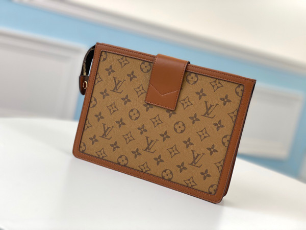 HOT SALE LOUIS VUITTON CLUTCH