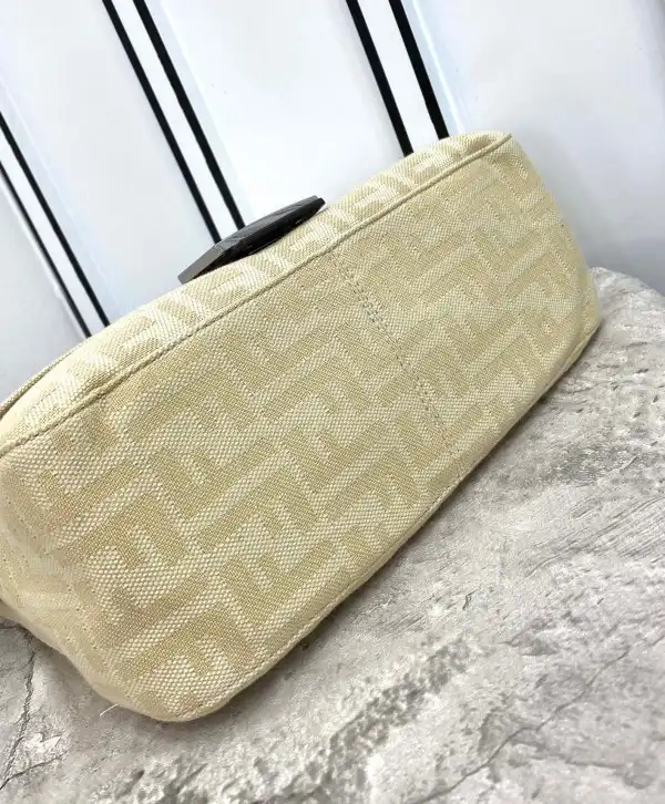 FENDI VINTAGE BAG