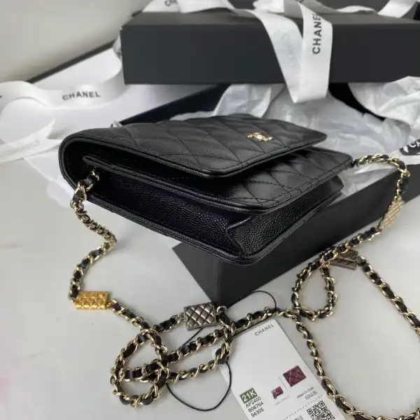 CHANEL CHAIN WALLET