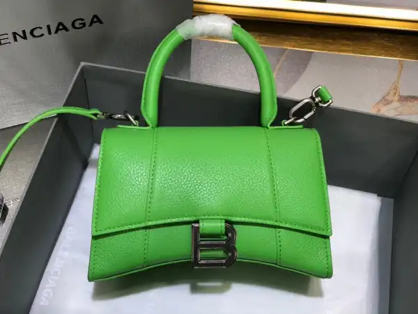 Bagsoffer BALENCIAGA HOURGLASS